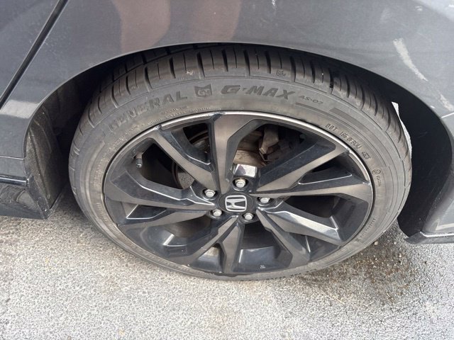 Used 2018 Honda Civic Sport image 11