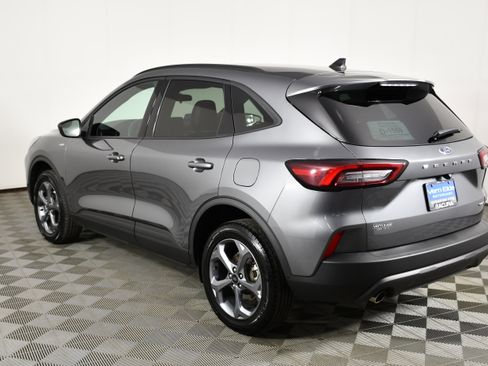 Used 2025 Ford Escape ST-Line image 8