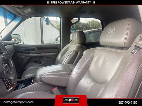 Used 2005 Cadillac Escalade AWD image 8