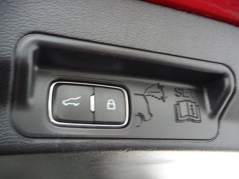 Used 2021 Ford Explorer Limited w/ Hybrid Equipment Group 310A AWD/4WD image 41