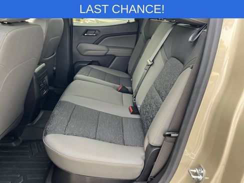 Used 2024 Chevrolet Colorado ZR2 w/ Technology Package AWD/4WD image 28