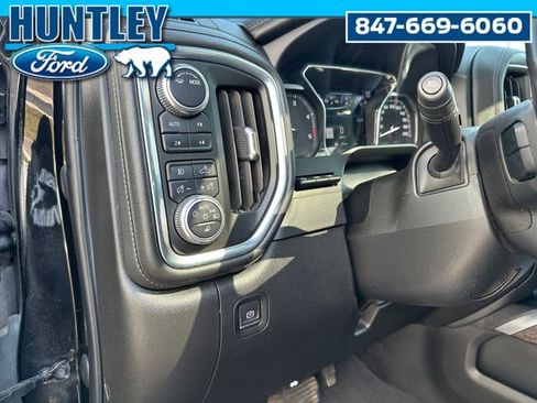 Used 2021 GMC Sierra 3500 Denali w/ Denali Black Diamond Edition image 17