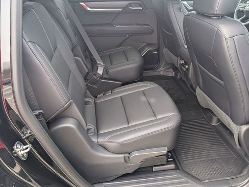 New 2026 GMC Acadia Elevation w/ Elevation Premium Package AWD/4WD image 24