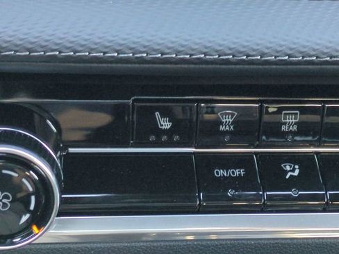 New 2026 Chevrolet Equinox LT image 23