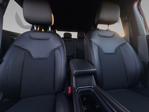 New 2026 Jeep Compass Latitude image 2