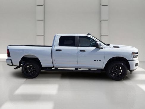 Used 2026 RAM 2500 Big Horn AWD/4WD image 6