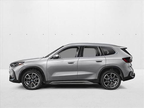 New 2025 BMW X1 xDrive28i w/ Convenience Package image 3