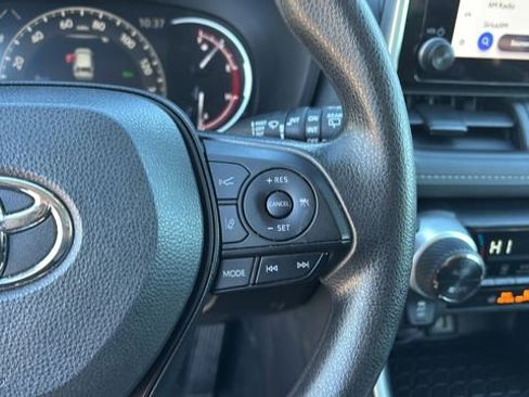 Used 2024 Toyota RAV4 XLE image 23