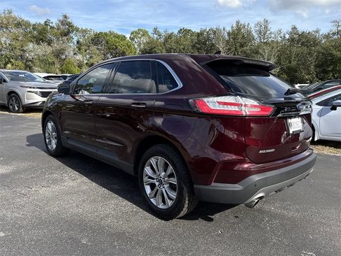 Used 2019 Ford Edge Titanium image 13