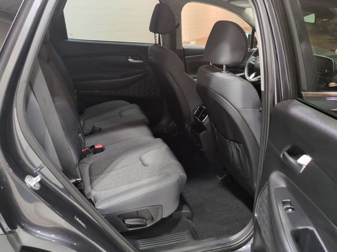 Used 2020 Hyundai Santa Fe SE FWD image 11