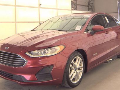 Used 2019 Ford Fusion SE