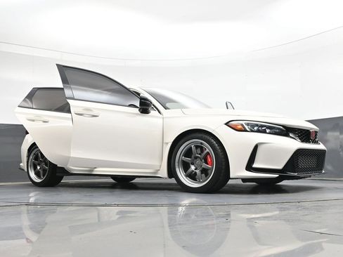 Used 2025 Honda Civic Type R image 38