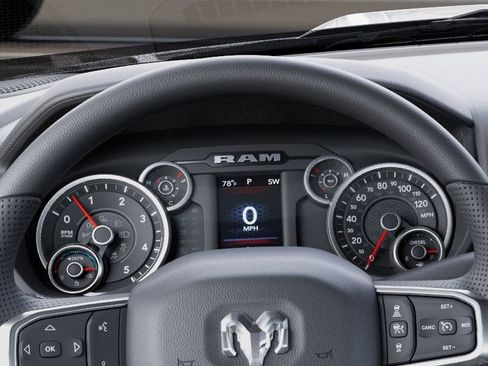 New 2025 RAM 2500 Tradesman AWD/4WD image 18