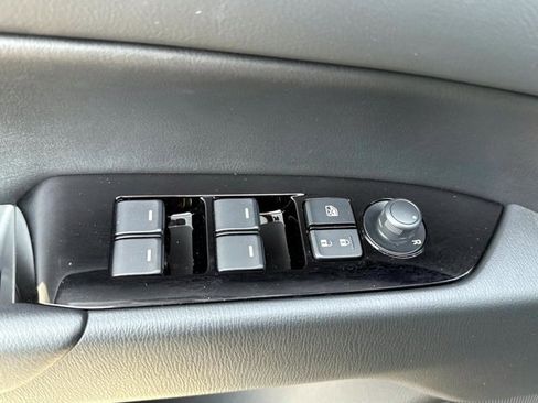 Used 2024 MAZDA CX-5 AWD 2.5 S w/ Preferred Package image 19