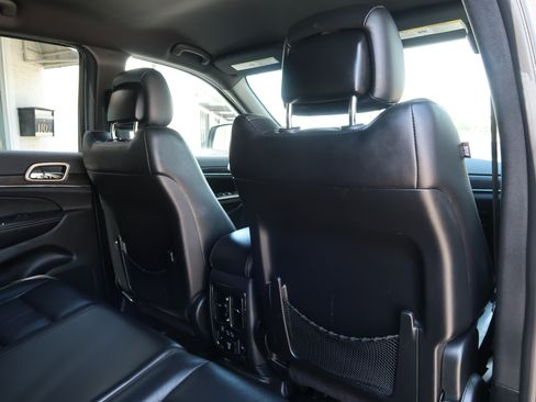 Used 2014 Jeep Grand Cherokee Limited AWD/4WD image 29