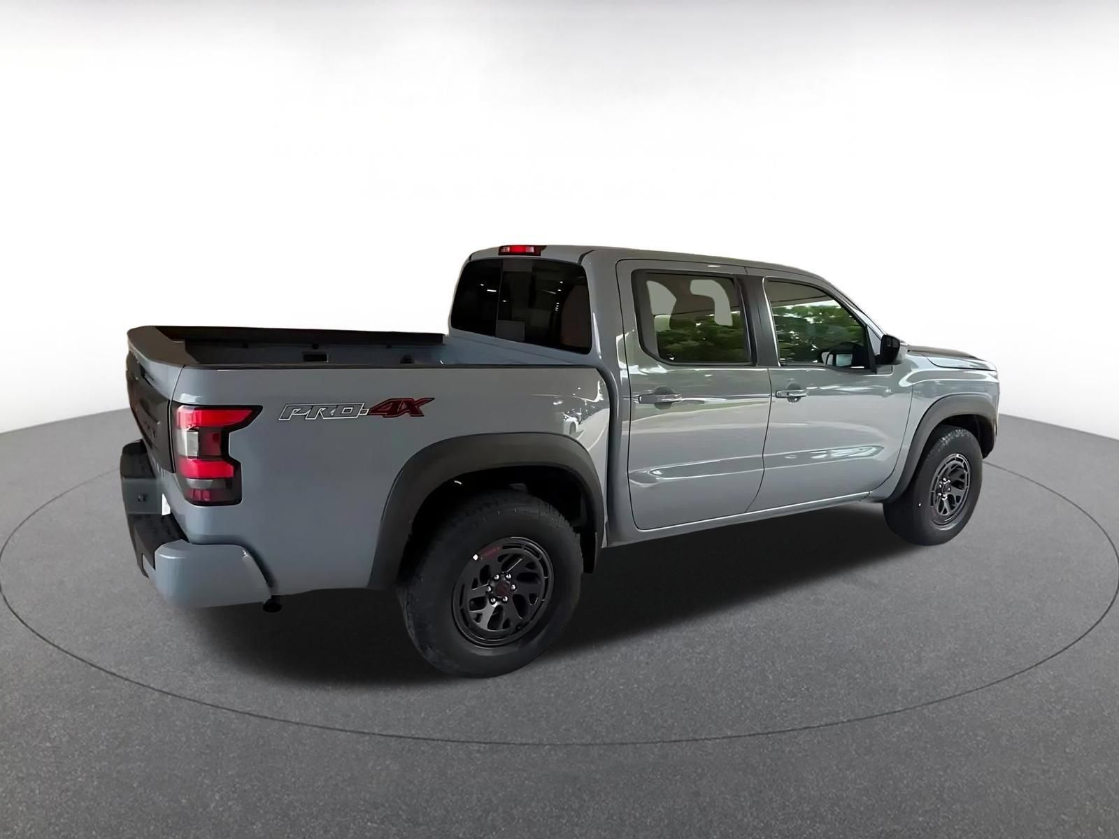 Used 2026 Nissan Frontier PRO-4X AWD/4WD image 13