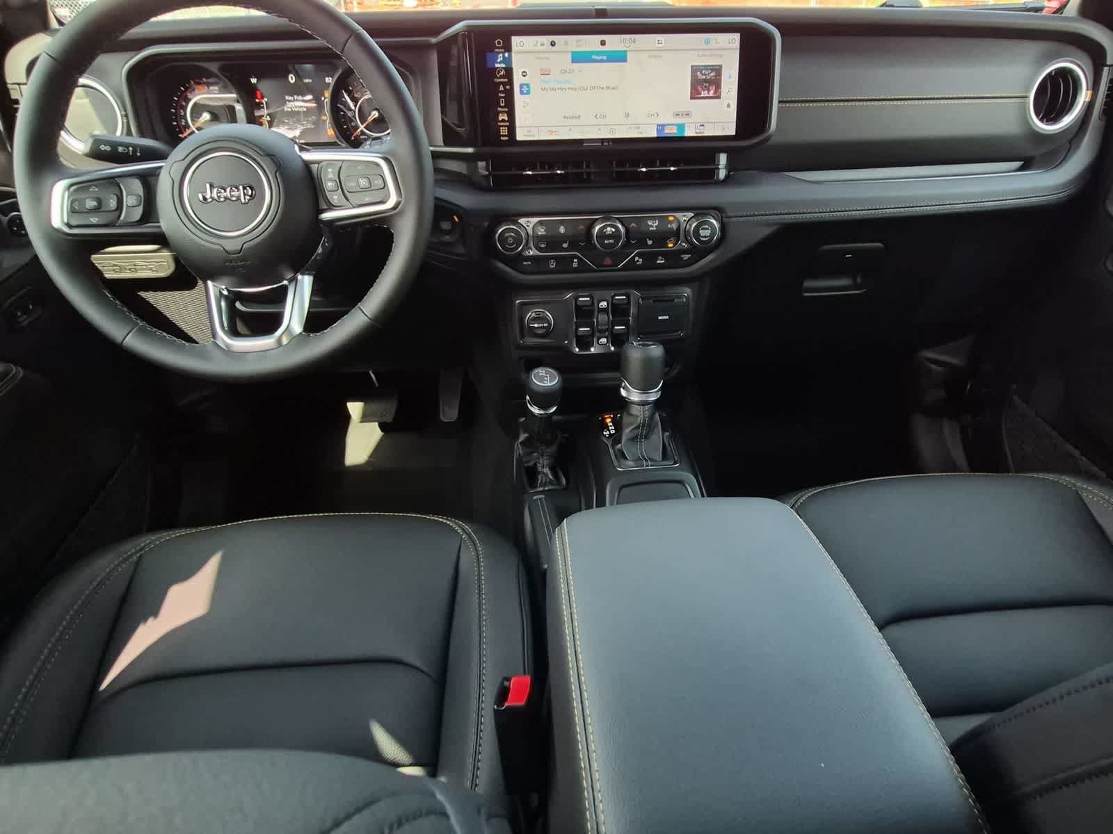 New 2026 Jeep Wrangler Unlimited Sahara AWD/4WD image 14