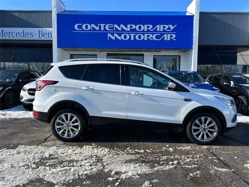Used 2018 Ford Escape Titanium image 1