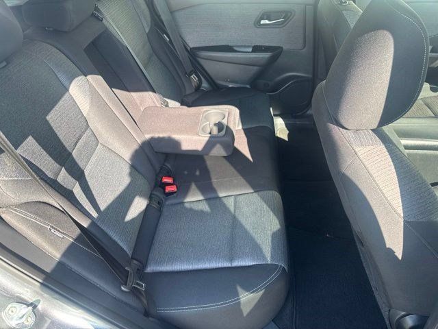 Used 2023 Nissan Rogue SV AWD/4WD image 37