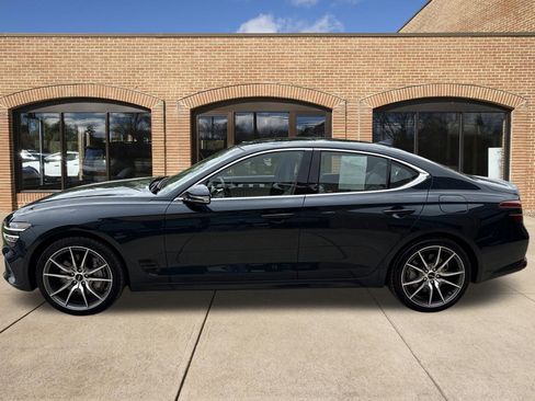 Used 2025 Genesis G70 2.5T AWD/4WD image 13
