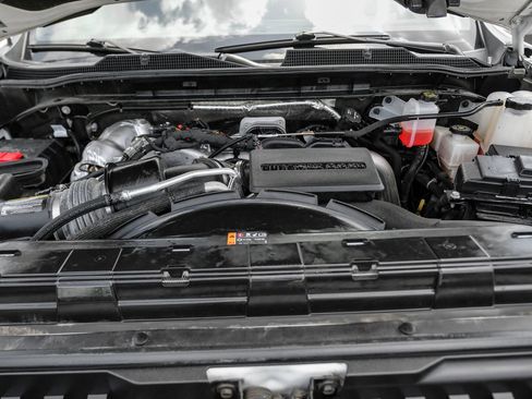Used 2025 Chevrolet Silverado 2500 LTZ w/ LTZ Premium Package AWD/4WD image 52