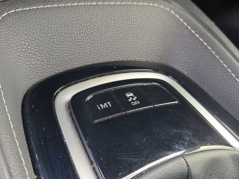 Used 2019 Toyota Corolla SE FWD image 24
