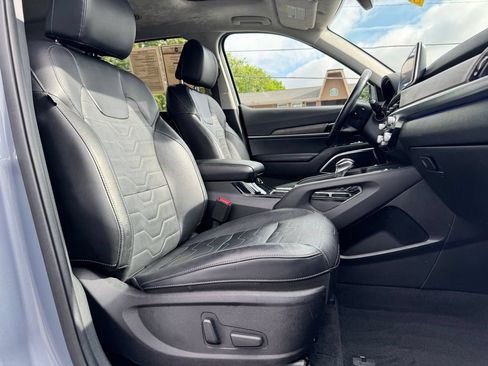 Used 2022 Kia Telluride SX w/ SX Prestige Package AWD/4WD image 10