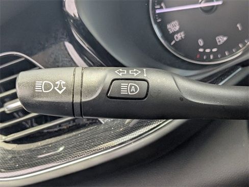 Used 2023 Buick Envision Essence w/ Sport Touring Package image 28