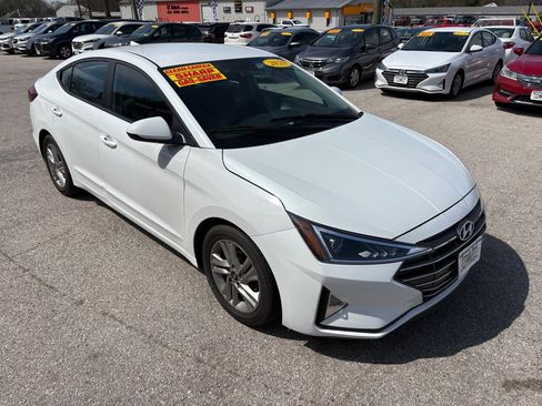 Used 2020 Hyundai Elantra SEL w/ Cargo Package (C1) image 1