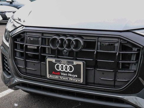 Used 2023 Audi Q8 Premium w/ Convenience Package AWD/4WD image 8
