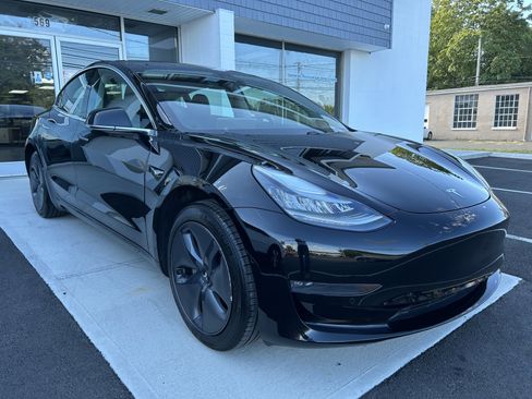 Used 2019 Tesla Model 3 Mid Range image 1