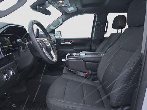 Used 2023 GMC Sierra 1500 Elevation image 9