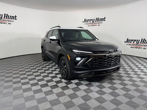 Used 2024 Chevrolet TrailBlazer ACTIV w/ Driver Confidence Package image 6