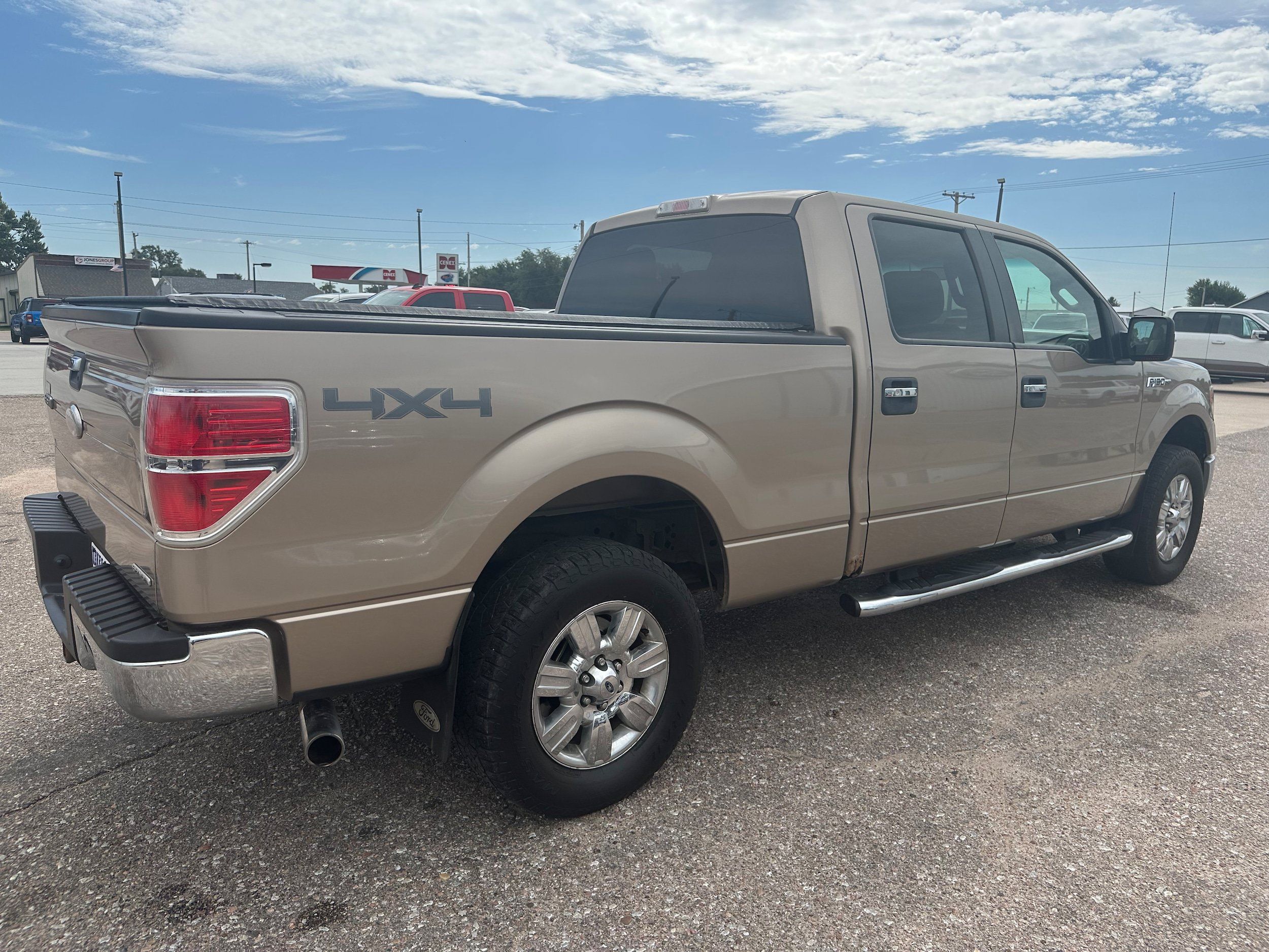 Used 2012 Ford F150 XLT w/ XLT Chrome Pkg AWD/4WD image 6