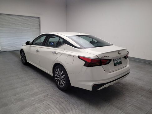 Used 2023 Nissan Altima 2.5 SV FWD image 5