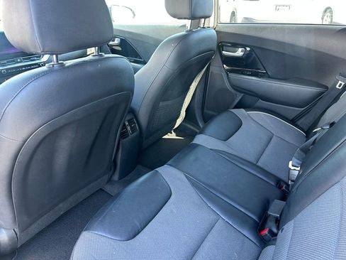 Used 2022 Kia Niro EX w/ Cold Weather Package image 31