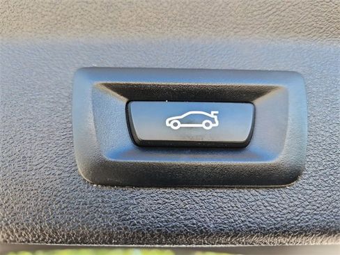 Used 2019 BMW X3 sDrive30i image 6