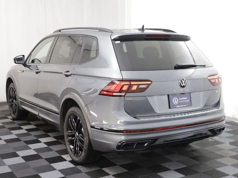 Used 2022 Volkswagen Tiguan SE R-Line AWD/4WD image 5