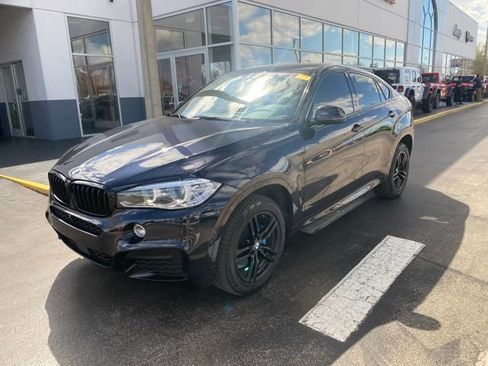 Used 2019 BMW X6 sDrive35i w/ M Sport Package image 4