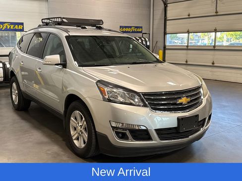 Used 2013 Chevrolet Traverse LT AWD/4WD image 3