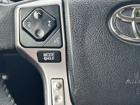 Used 2021 Toyota 4Runner SR5 Premium AWD/4WD image 28