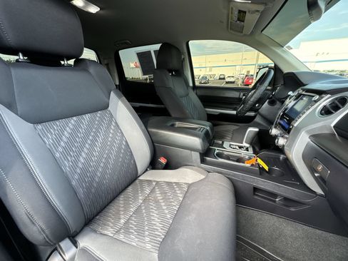 Used 2021 Toyota Tundra SR5 w/ TRD Off-Road Package AWD/4WD image 25