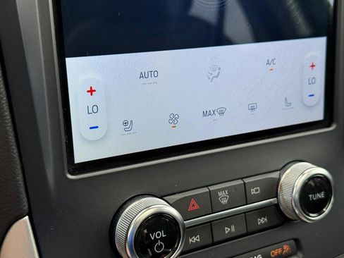 Used 2023 Ford Edge SEL w/ Convenience Package image 23