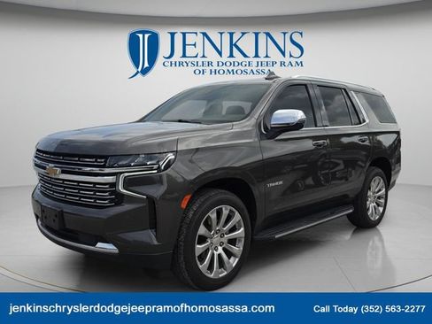 Used 2021 Chevrolet Tahoe Premier w/ Premium Package AWD/4WD image 11