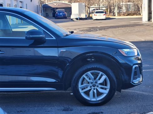 Used 2022 Audi Q5 2.0T Premium w/ Convenience Package image 7