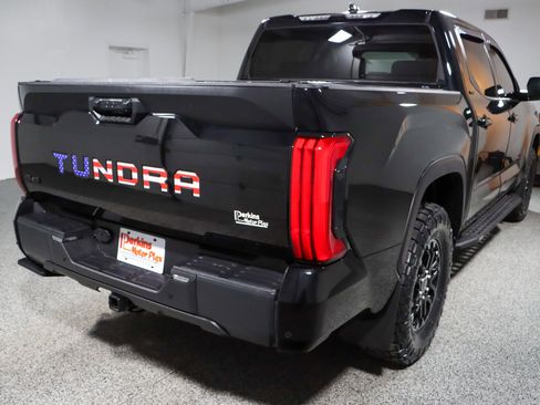 Used 2023 Toyota Tundra SR5 w/ SR5 Premium Package image 8