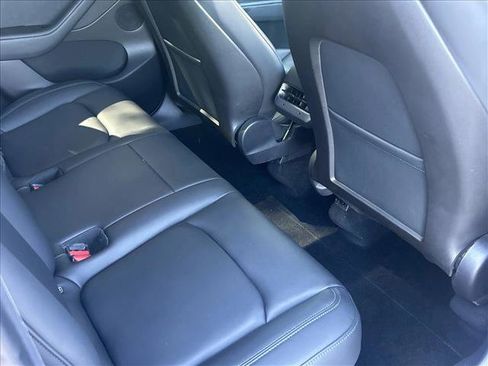 Used 2020 Tesla Model Y Long Range AWD/4WD image 17
