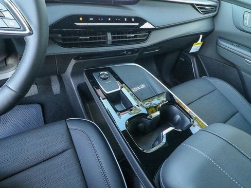 New 2026 Buick Enclave Sport Touring w/ Power Package FWD image 20