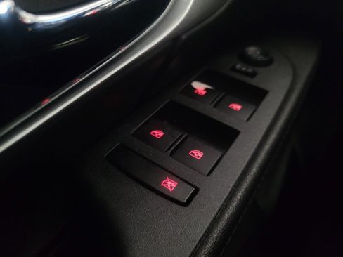 Used 2017 GMC Terrain SLE FWD image 27