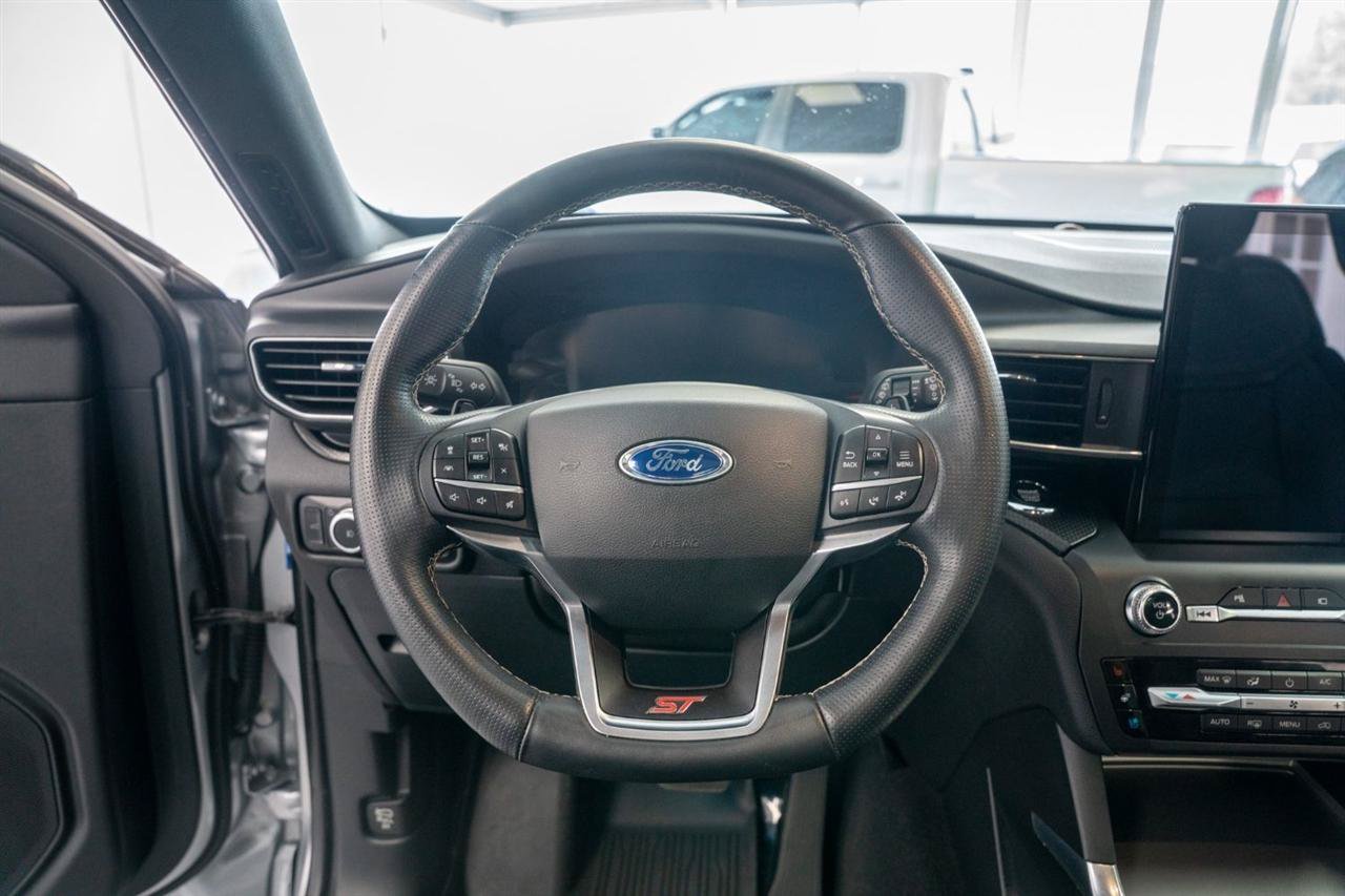 Used 2020 Ford Explorer ST w/ ST Street Pack AWD/4WD image 16